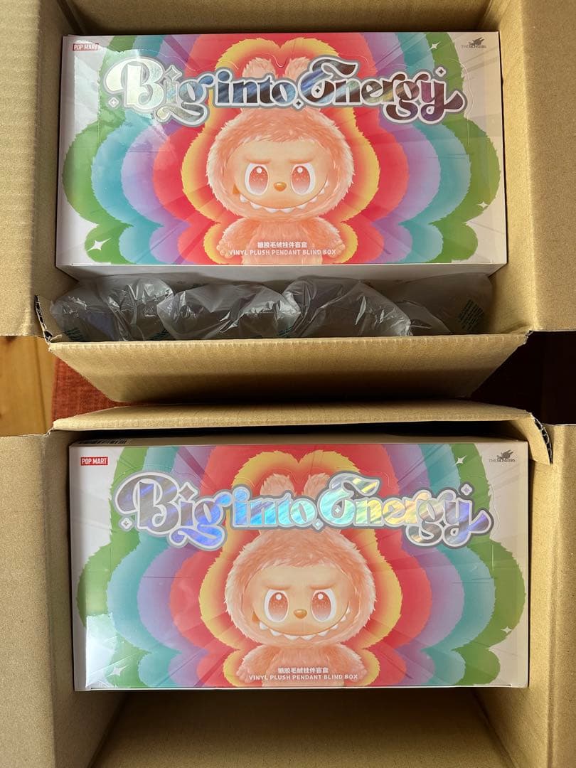 ぬいぐるみ Pop Mart LABUBU Big into Energy SECRET