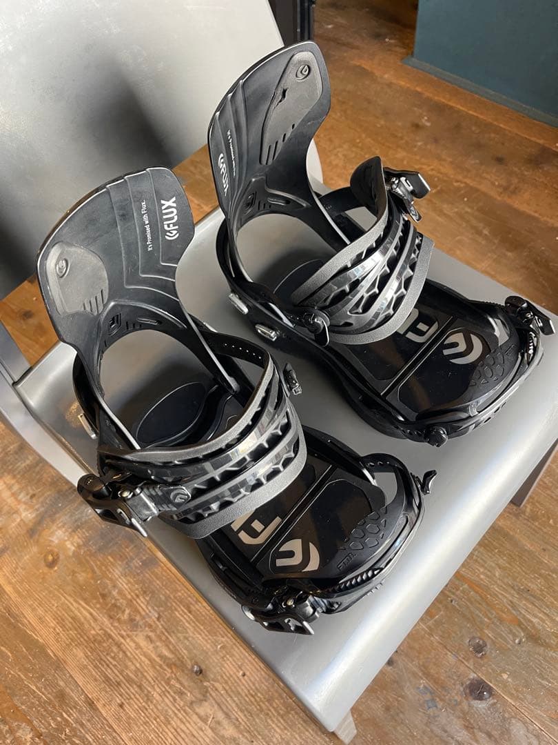 FLUX XF スノーボードビンディング ブラックMサイズ