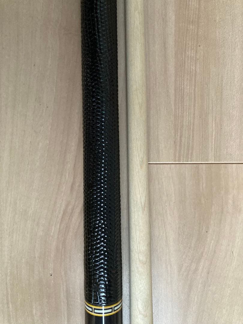 ビリヤードキュー　HOW FH series AP 美品　値下げ不可