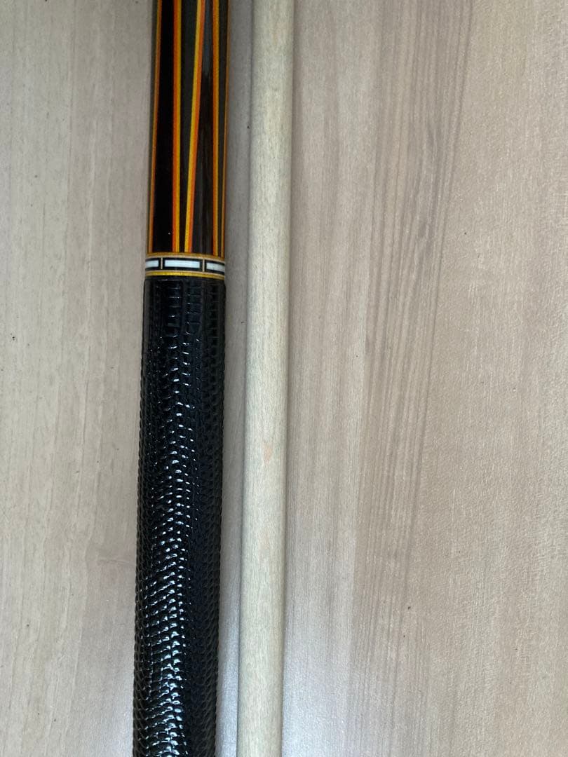 ビリヤードキュー　HOW FH series AP 美品　値下げ不可