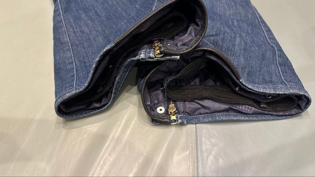 VOLCOM デニム ウェア パンツ スノーボードウェア スキーウェア