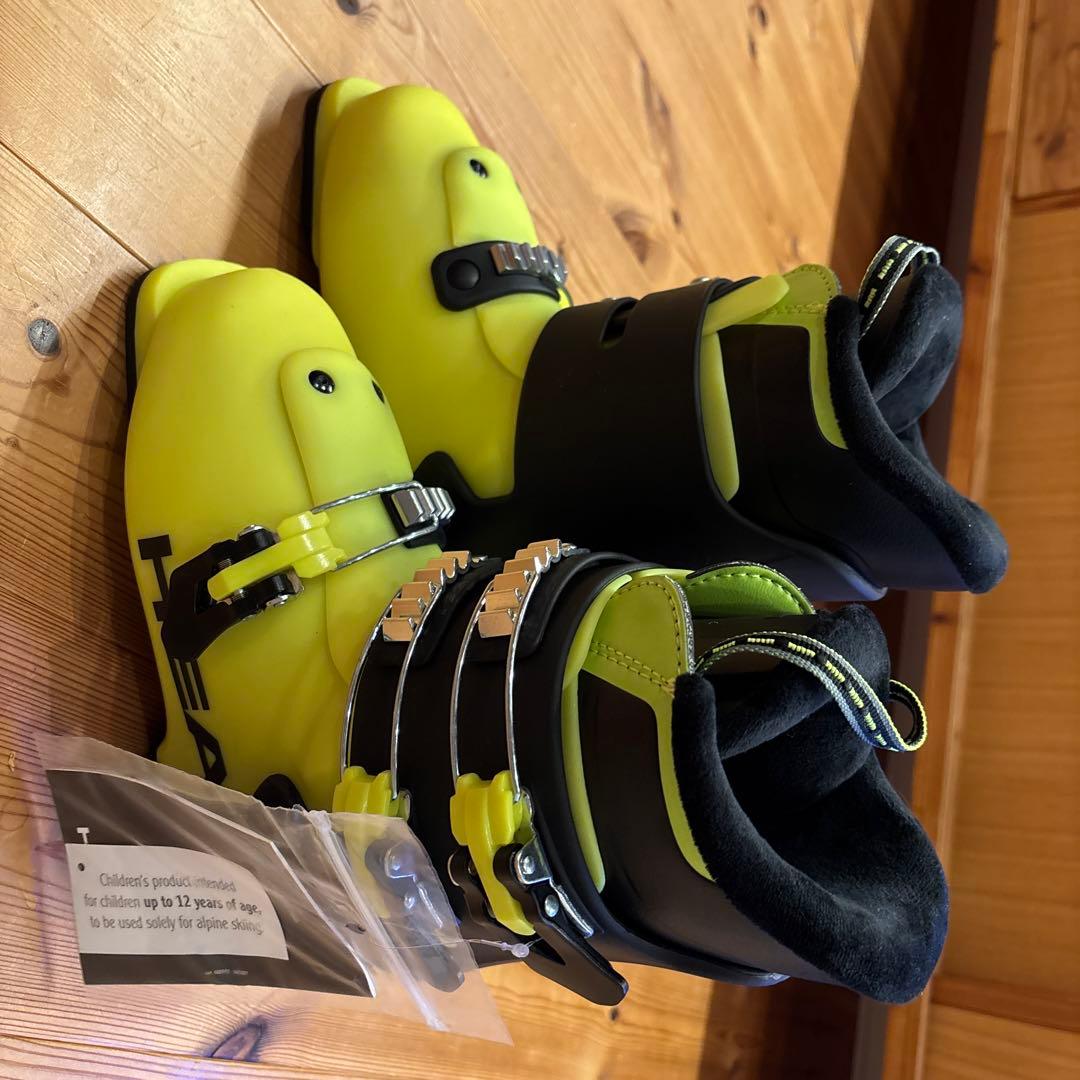 子ども用スキーブーツ Z3 23.5cm