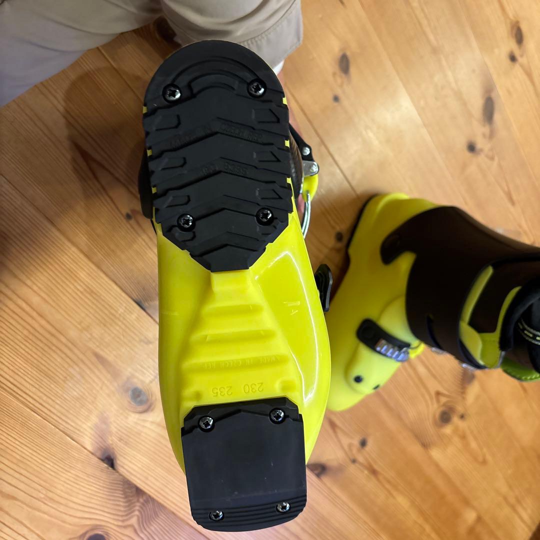 子ども用スキーブーツ Z3 23.5cm