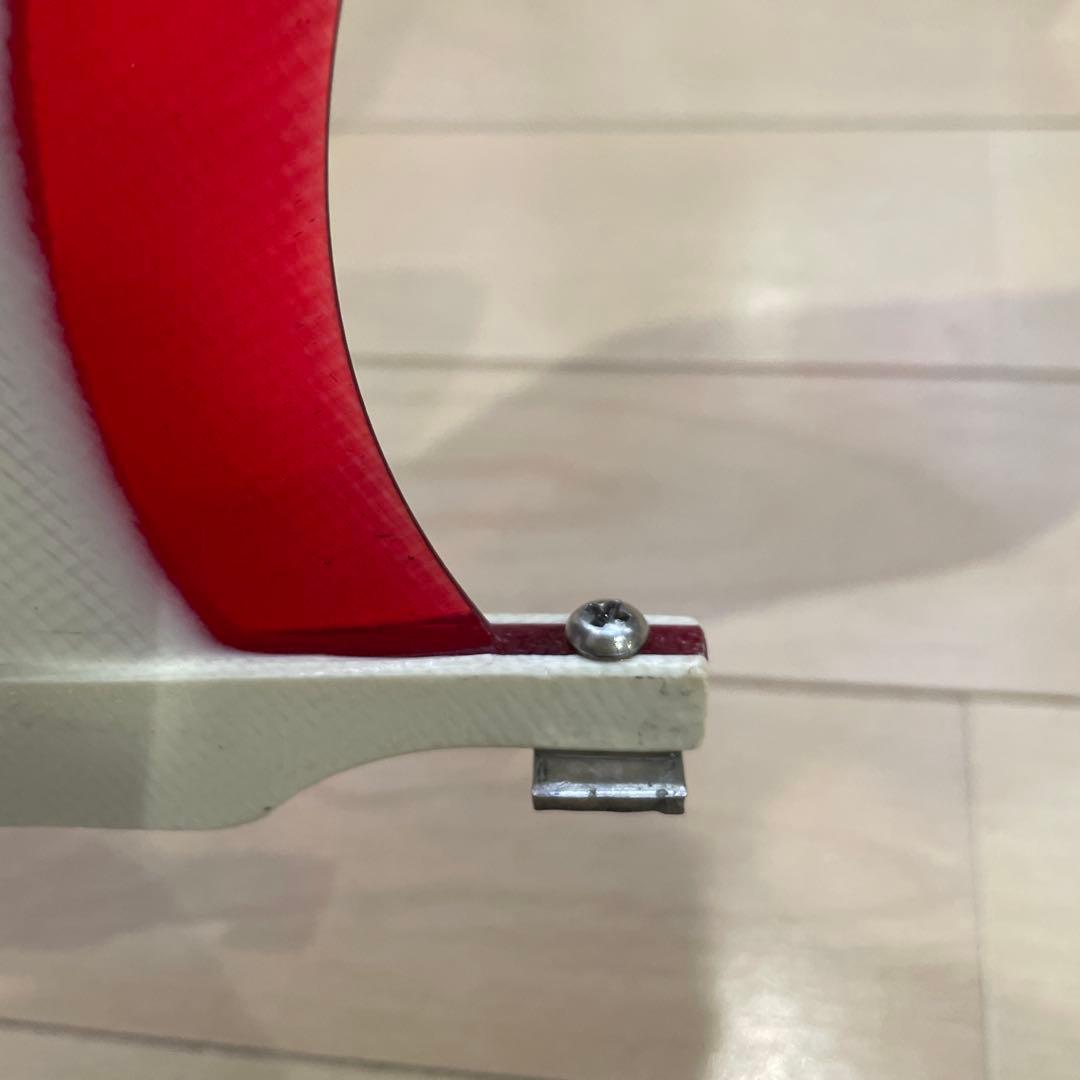 まっちゃん専用Dewey Weber サーフボードフィン 白/赤 10インチ