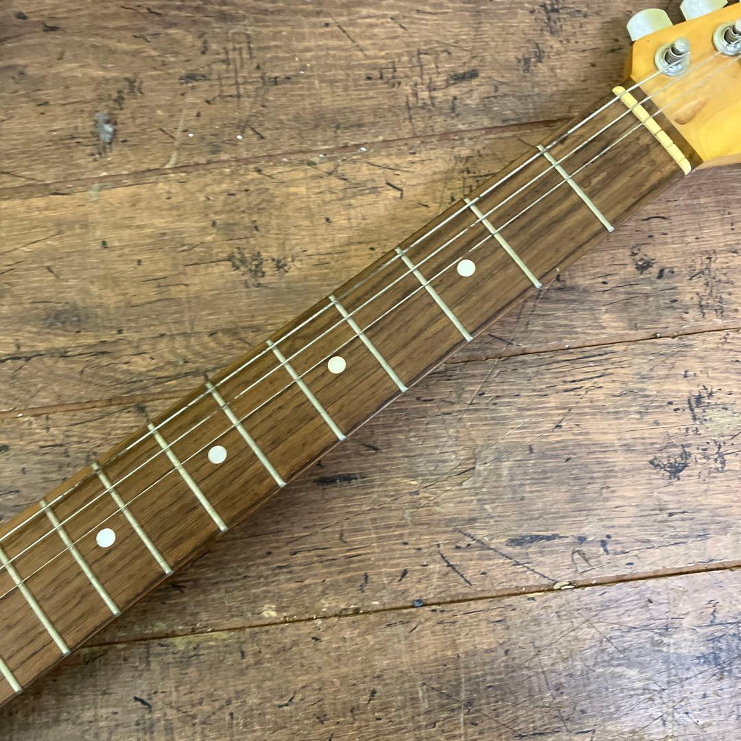 E-壁 Legend ストラトキャスタータイプ サンバースト エレキギター