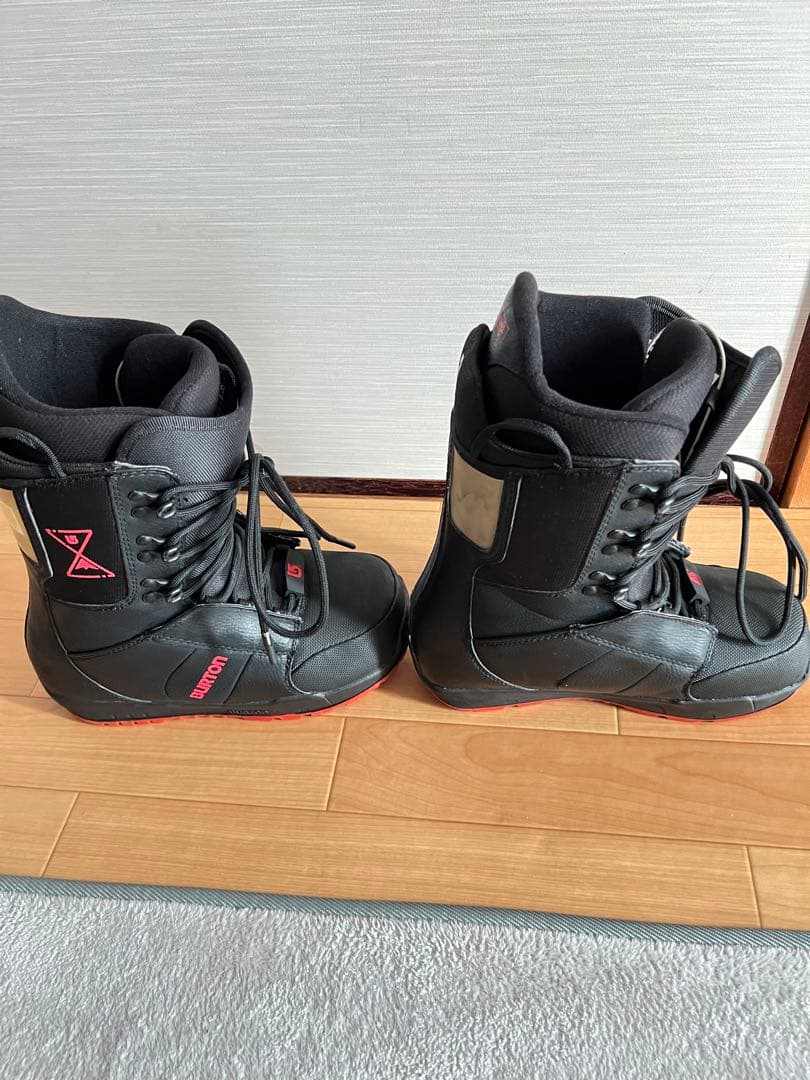 スノーボードブーツ 7.25 黒