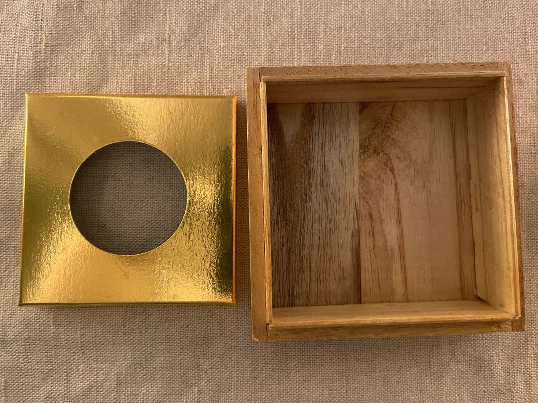 天皇御即位五十年・慶祝・金盃・24K-GP