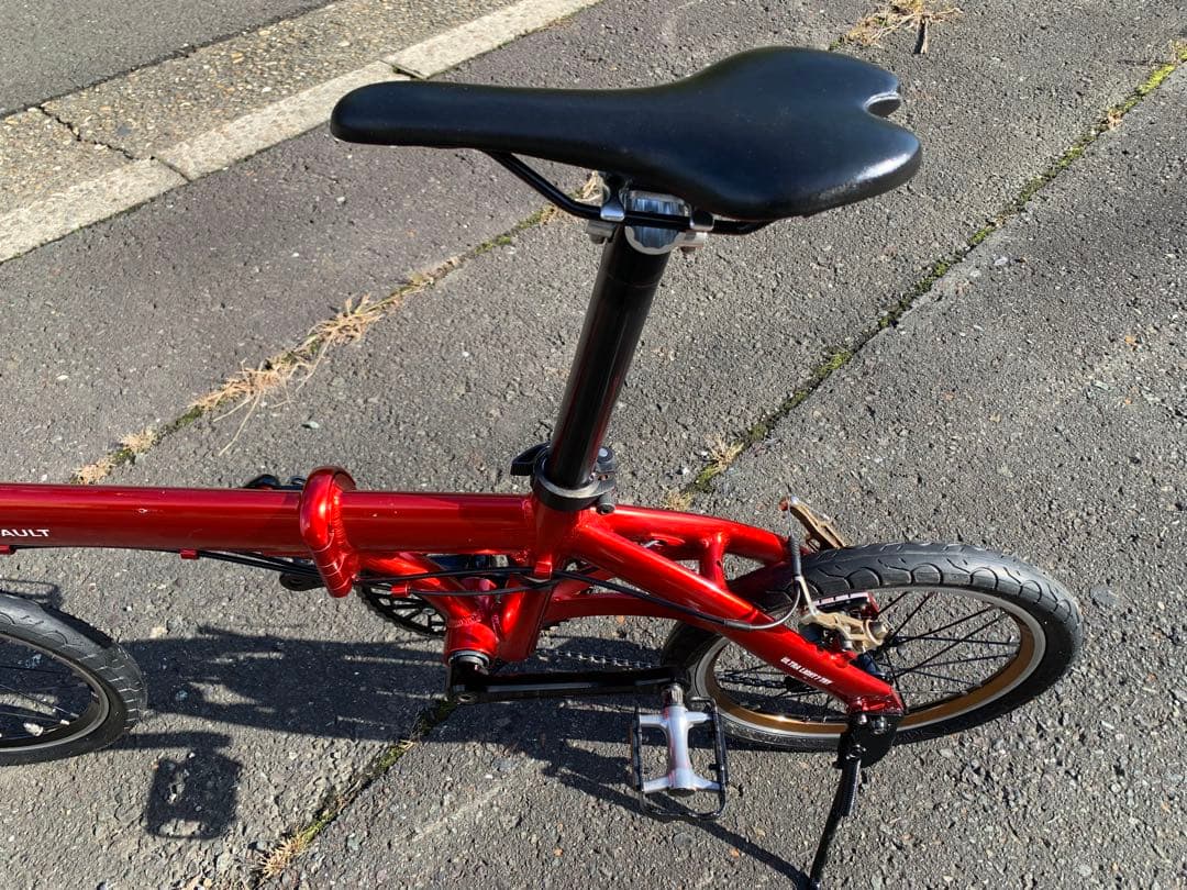 【即乘】送料無料 RENAULT折り畳み自転車 FORGED 3速ミニベロ小径車