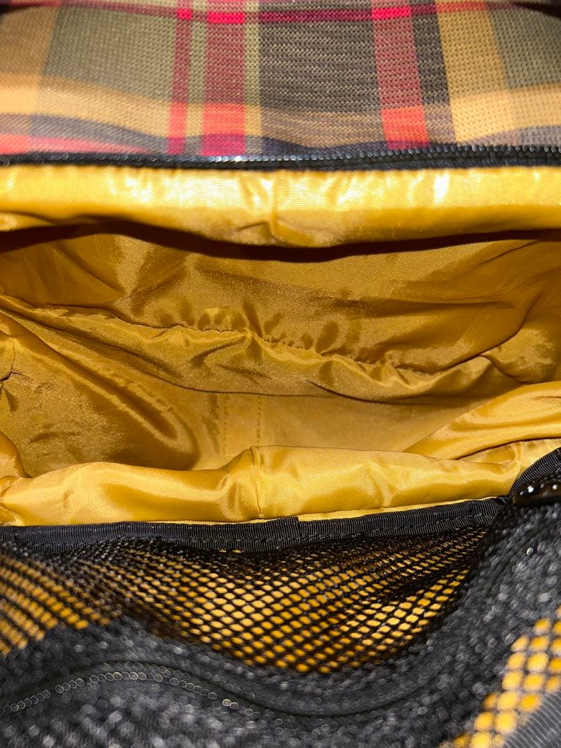 BURTON バートン キャリーバッグ チェック柄 マルチカラー 静音 デザイン