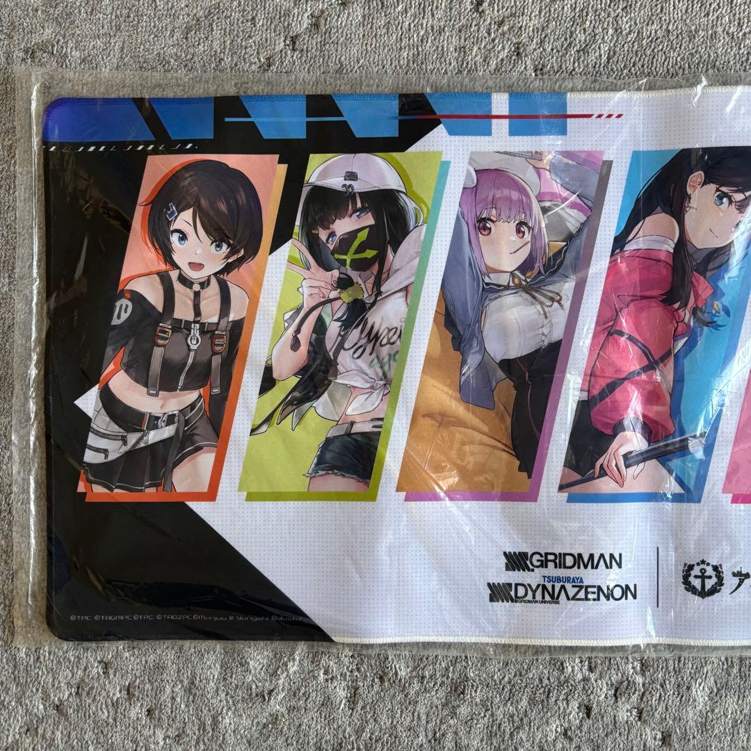 新品未開封品　アズールレーン×グリッドマン　プレイマット　ラバーマット