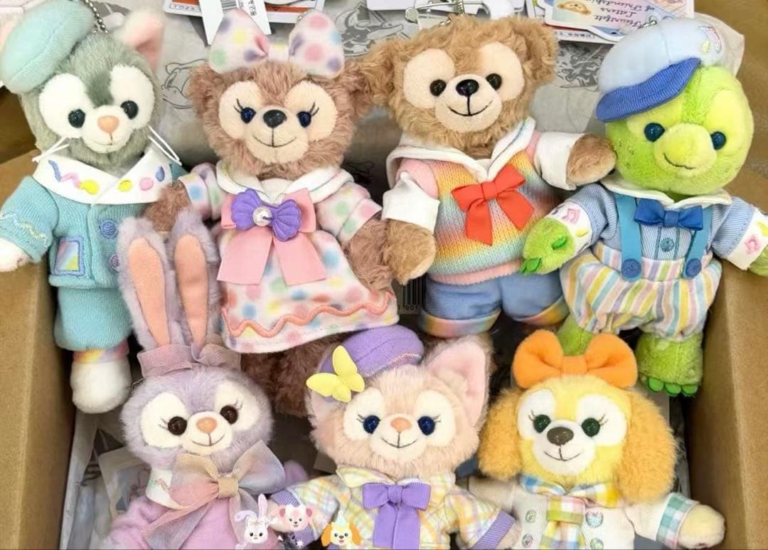 ぬいぐるみバッジ　７種　ダッフィーのハートフェルトレターズオブフレンドシップ