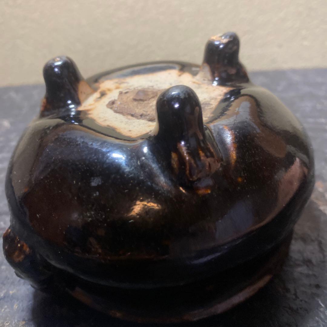 中国古玩　三つ足黒釉香炉7cm11cm