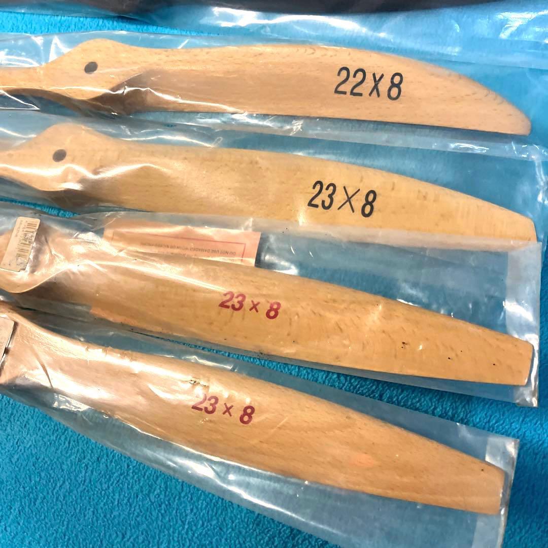 ラジコン飛行機　50〜55ccガソリンエンジン用　未使用ウッド、カーボンペラ