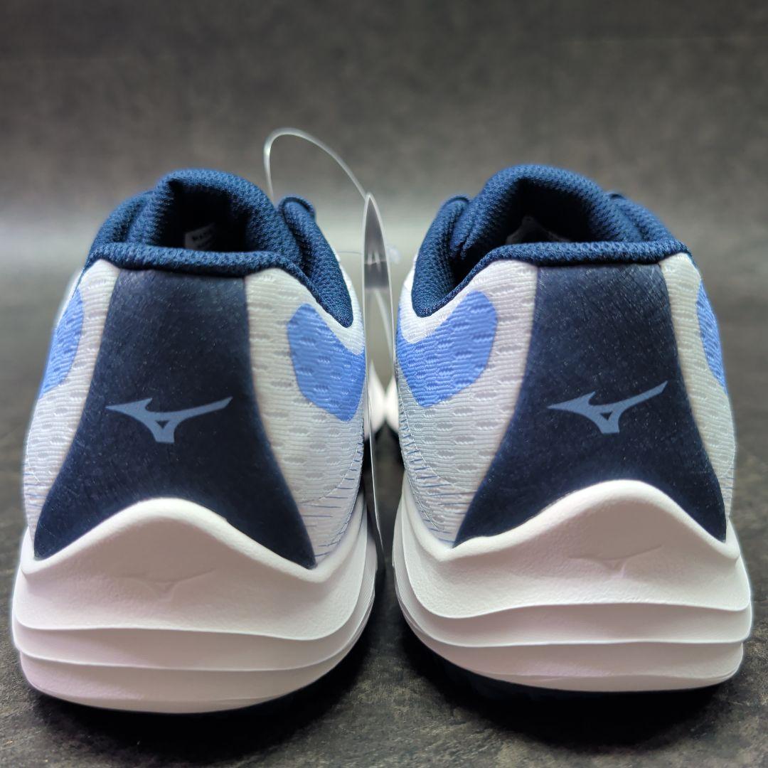 ミズノ　バレーボールシューズ　ライトニングセレクト　23.5cm　新品