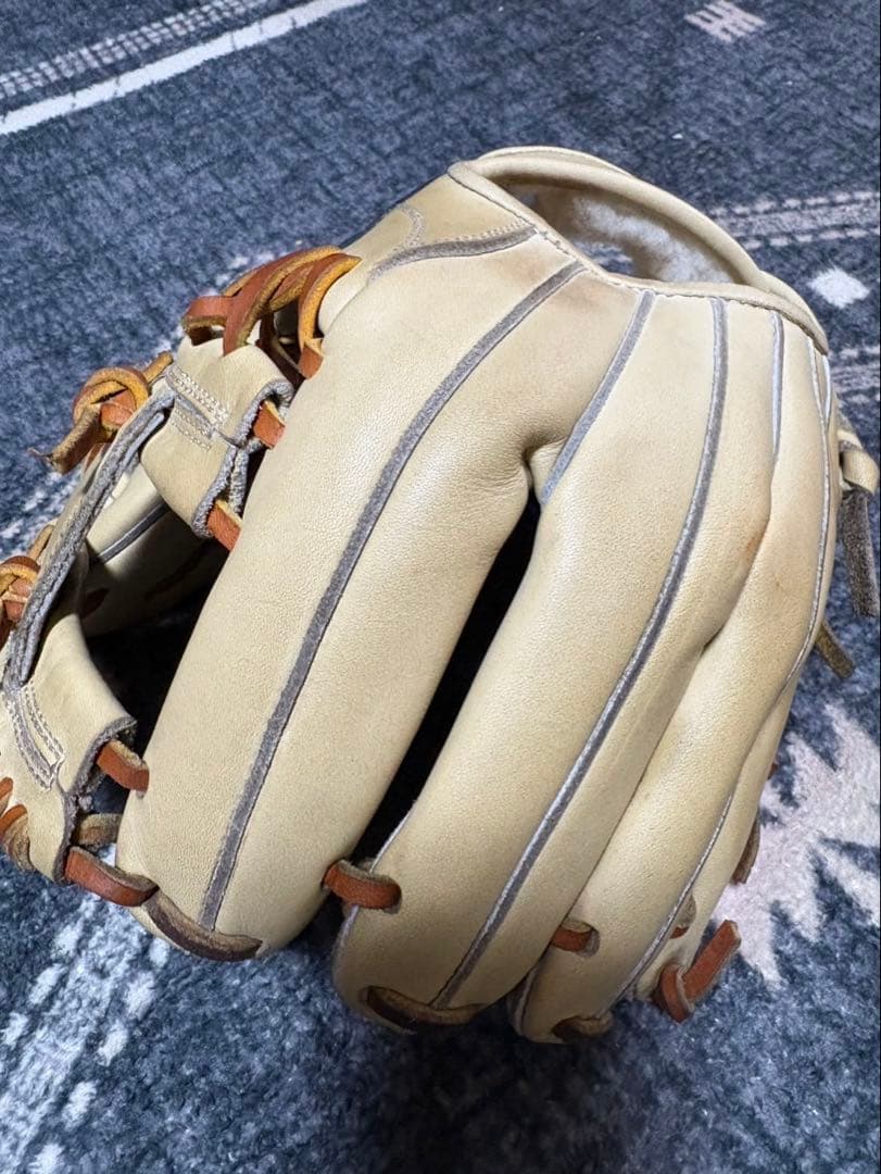 ATOMSアトムズ硬式グローブ日本製 クリーム色