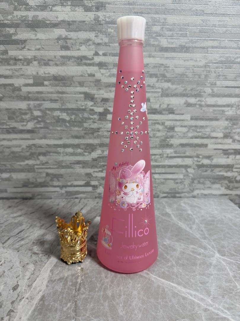 Fillico マイメロディ　ピンクボトル ミネラルウォーター