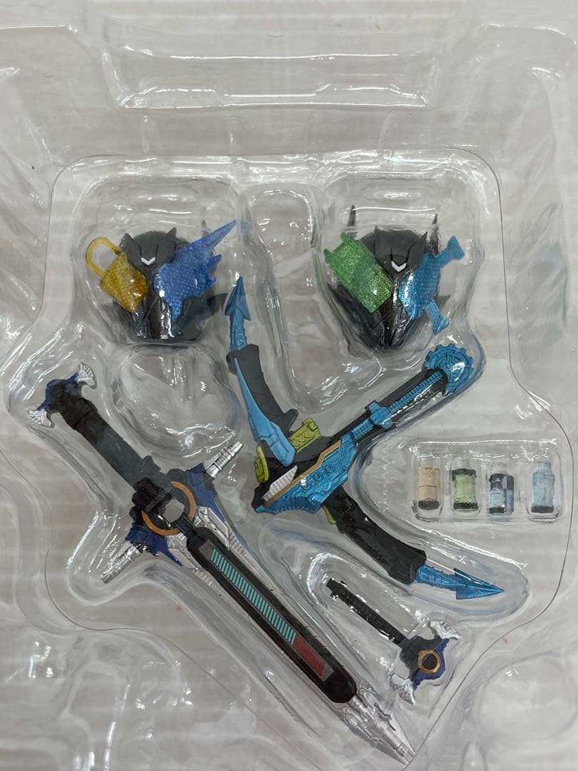 kntoy61-0140S.H.Figuarts 仮面ライダーメタルビルド