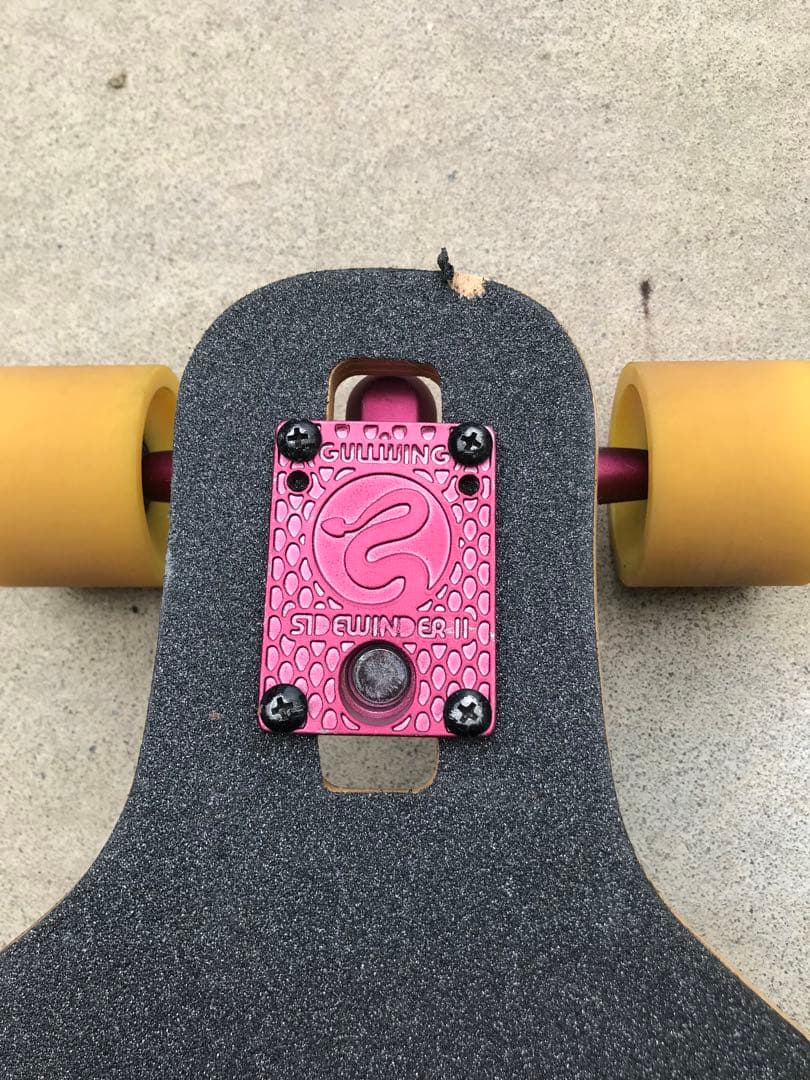 madrid スケートボード カラフルデザイン