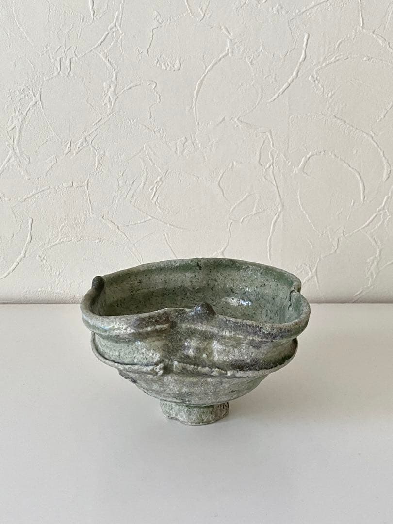 辻村唯　自然釉輪花茶盌