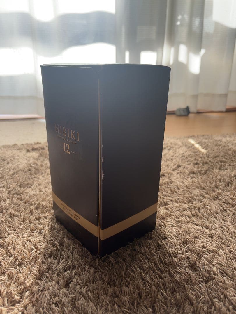 HIBIKI 12年 700ml 43% ウイスキー　響