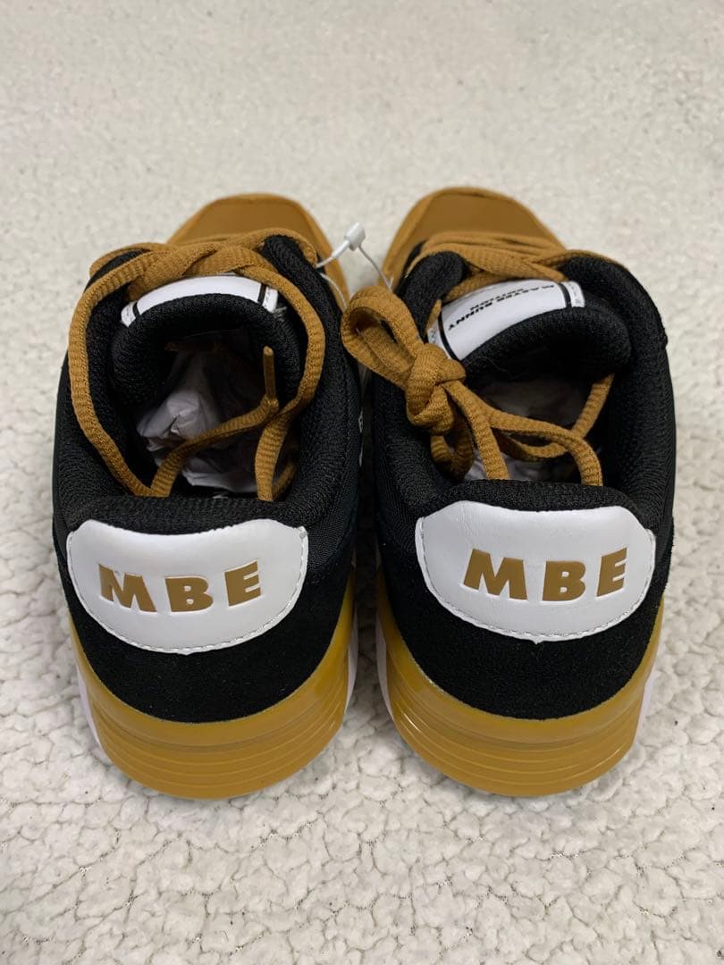 マスターバニーエディション 靴