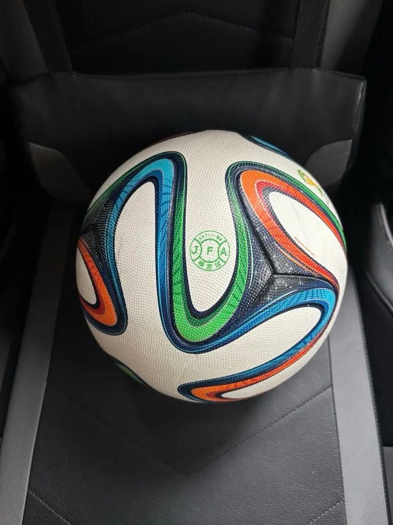 adidas brazuca ブラズーカ サッカーボール
