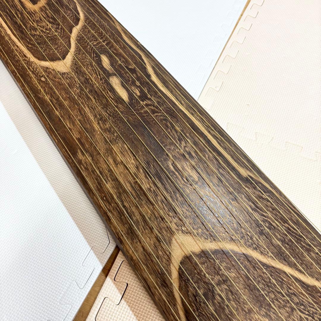 琴 十三弦 金蒔絵 並甲 すだれ彫り 13弦 和楽器