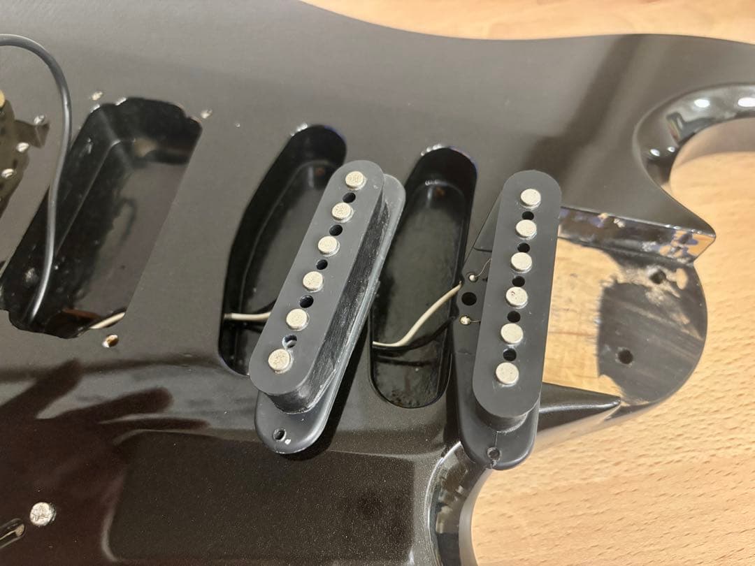 【送料無料】アリアプロ2 ブラック エレキギター