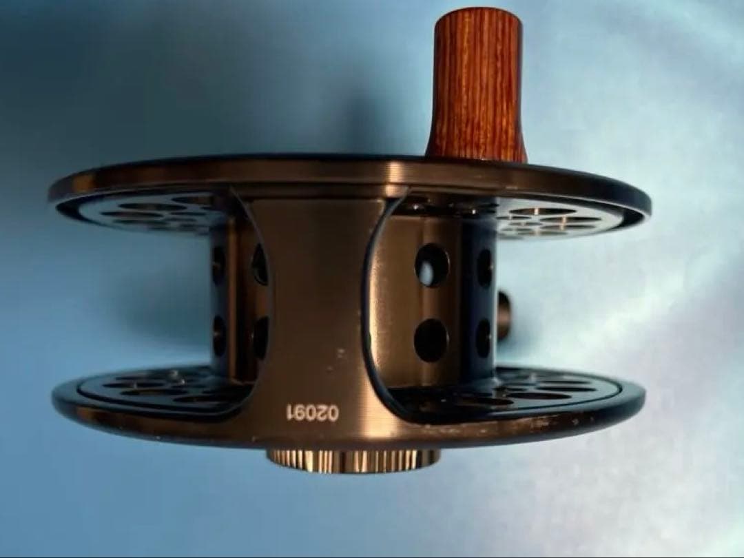 シマノ　フリーストーン LA7•8　フライリール