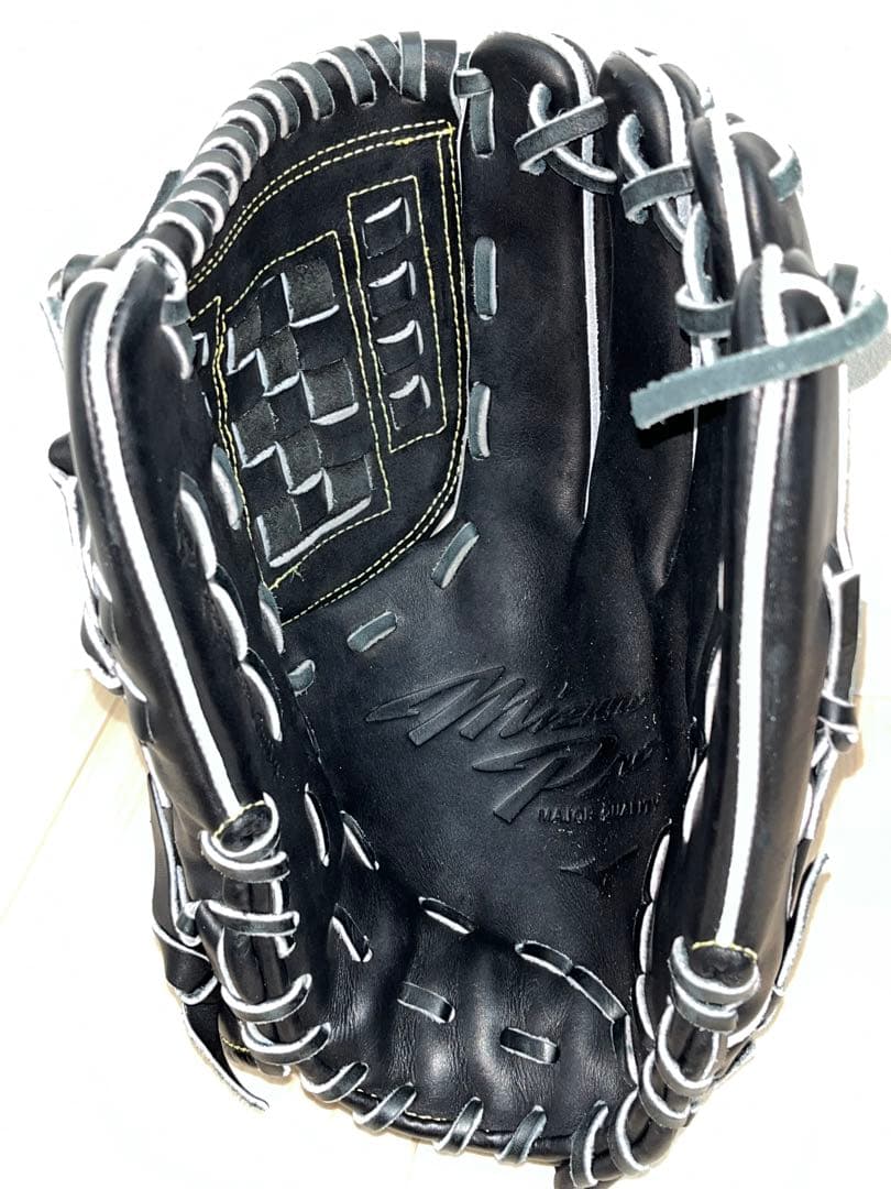 新品 型付け済 ミズノプロ 硬式グローブ 投手用 黒 5DNA