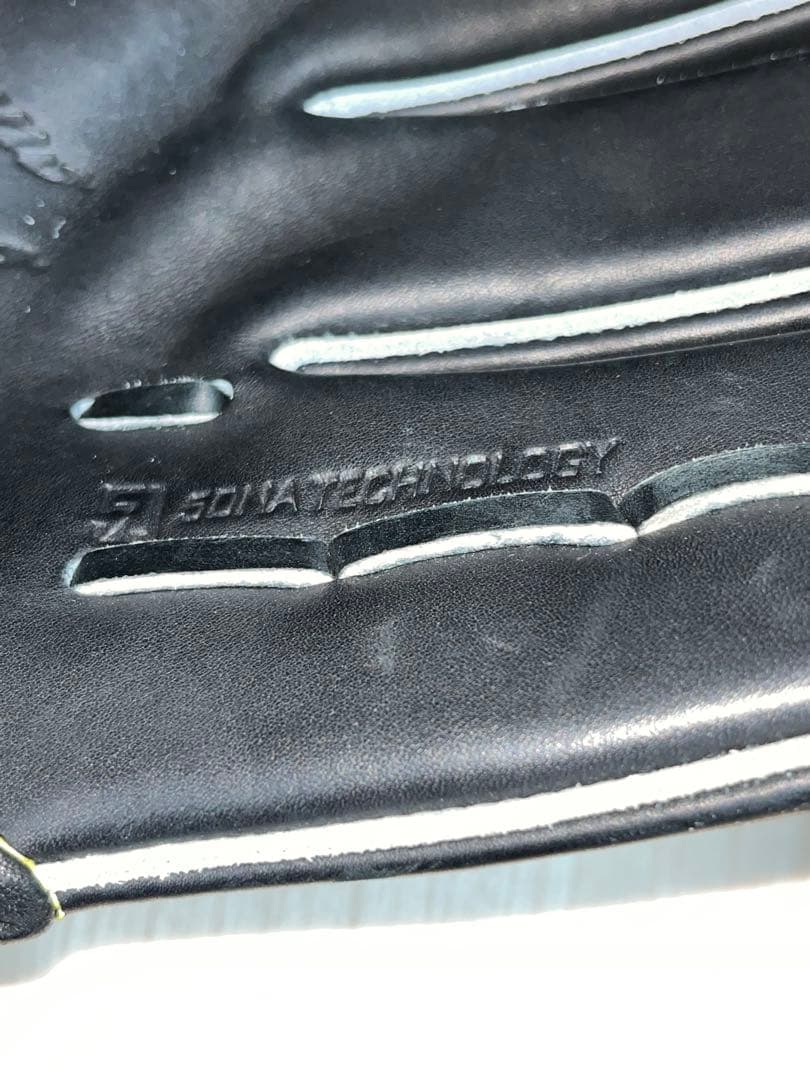 新品 型付け済 ミズノプロ 硬式グローブ 投手用 黒 5DNA