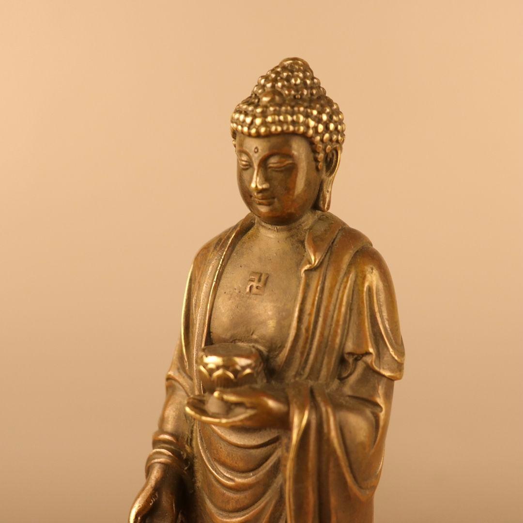 仏教美術 仏像駅蓮華釈迦如来仏様 銅製 銅器