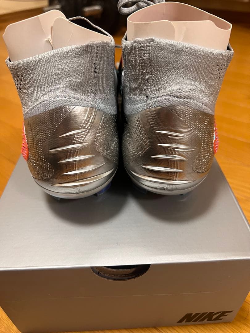 シューズ PHANTOM6 HIGH ELITE LE FG 27.5cm