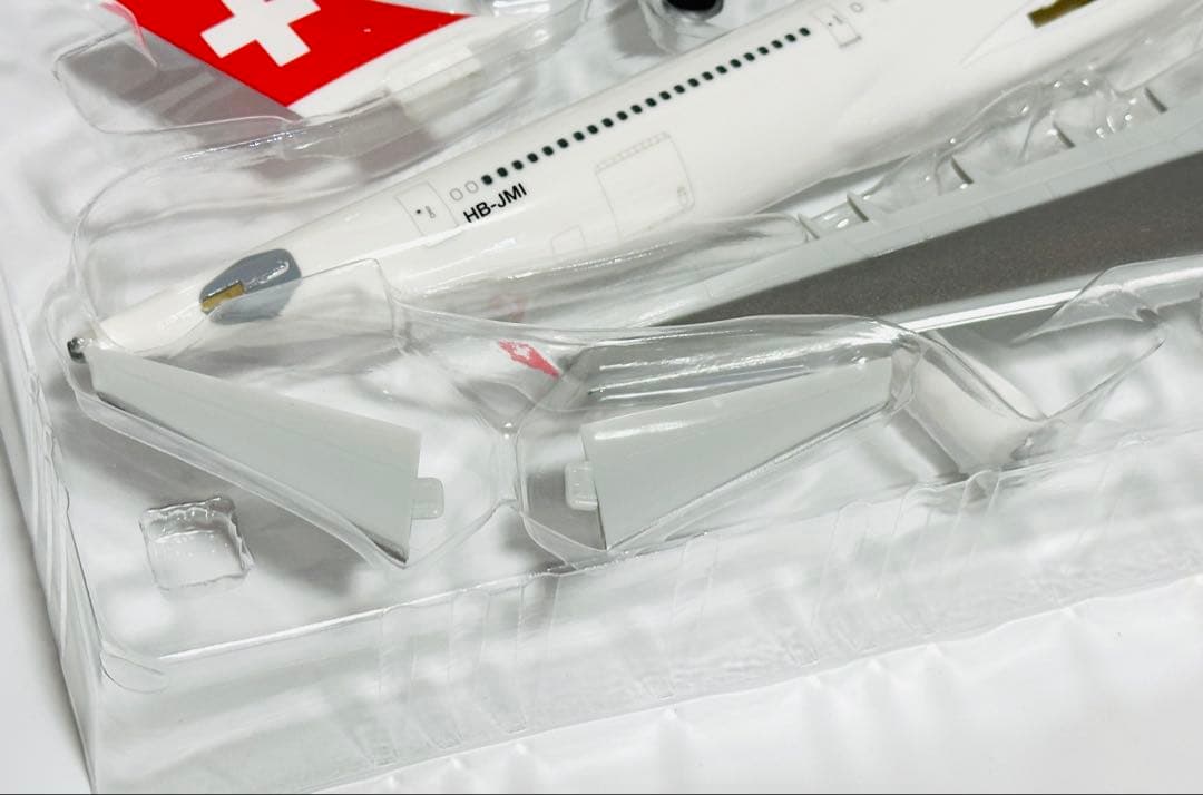 Herpa 1/200 A340-300 スイス航空 SNAP FIT