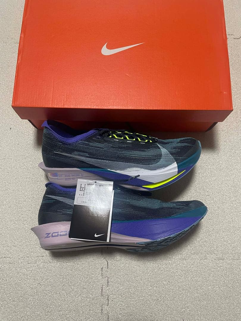 【新品未使用】ナイキ ランニングシューズ ストリークフライ2 26.5cm