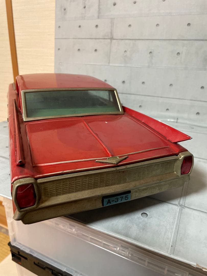 ヨネザワ超大型ブリキキャデラック特大550mm不動　大きく大迫力です！