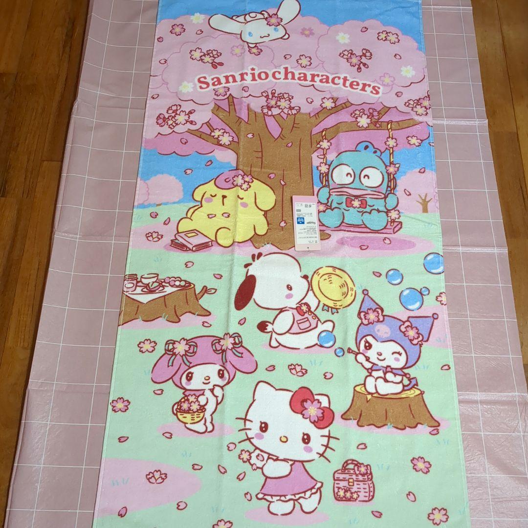 ♡ハローキティ　サンリオキャラクターズ　 桜デザイン クッション等5点セット♡