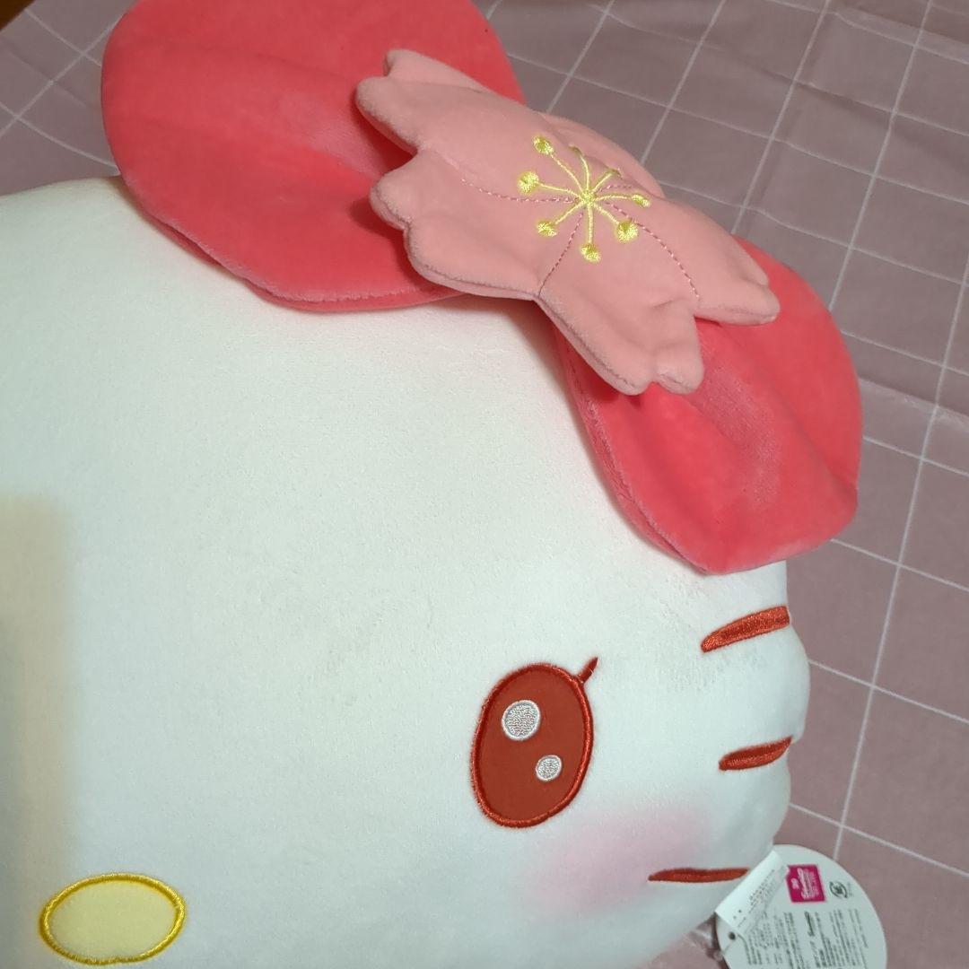 ♡ハローキティ　サンリオキャラクターズ　 桜デザイン クッション等5点セット♡