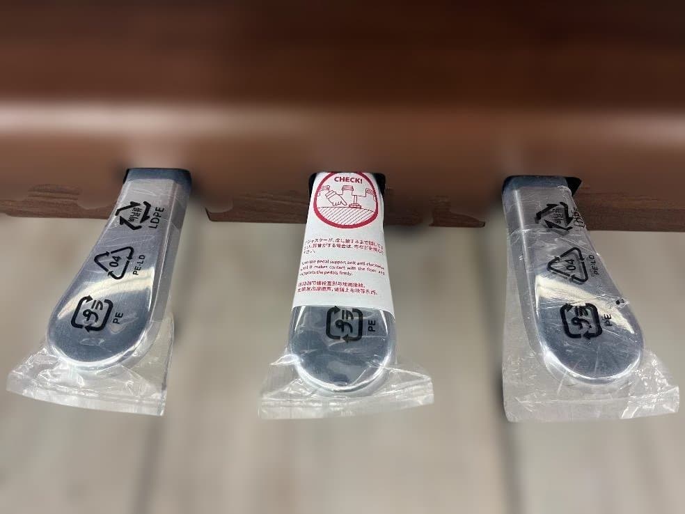 ★82633【電子ピアノ】KAWAI　CA401 MW　24年製