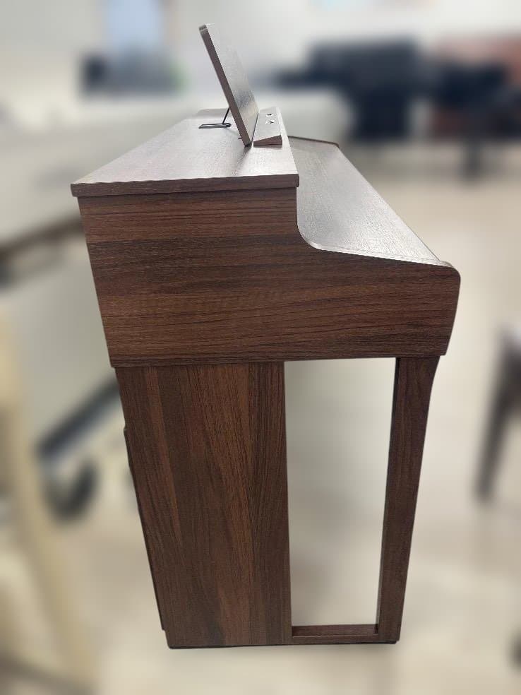 ★82633【電子ピアノ】KAWAI　CA401 MW　24年製