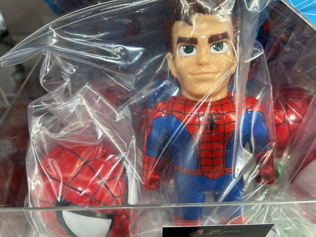 トイサピエンス限定　スパイダーマン　ソフビ Kaiju One