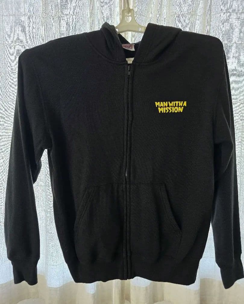マンウィズ パーカー 美品