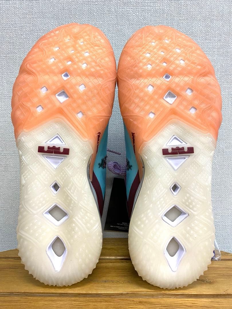 シューズ(男性用) NIKE LEBRON XVIII LOW \"FLORAL\" 28cm