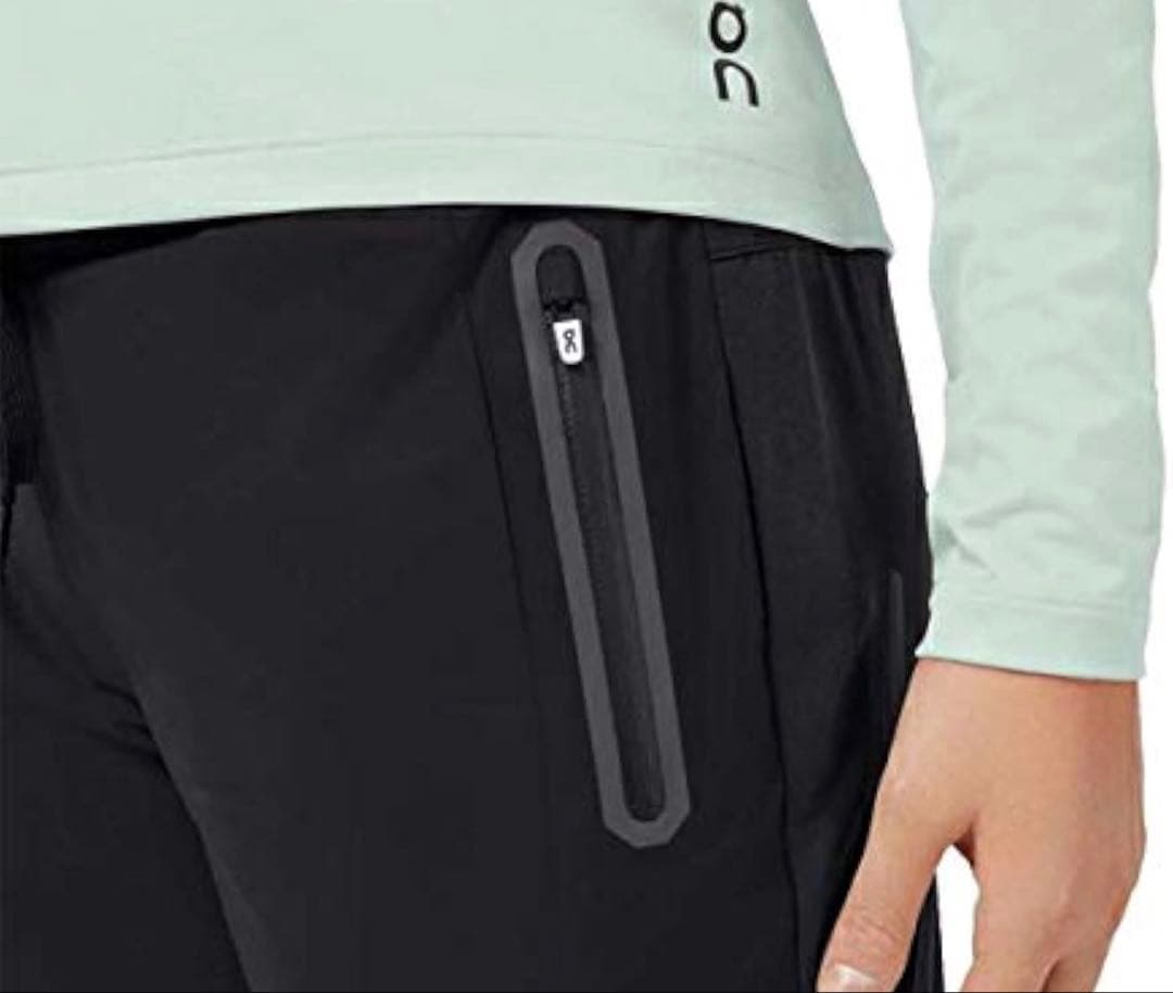 On ランニングパンツ ブラック ウインドパンツ レディース XS