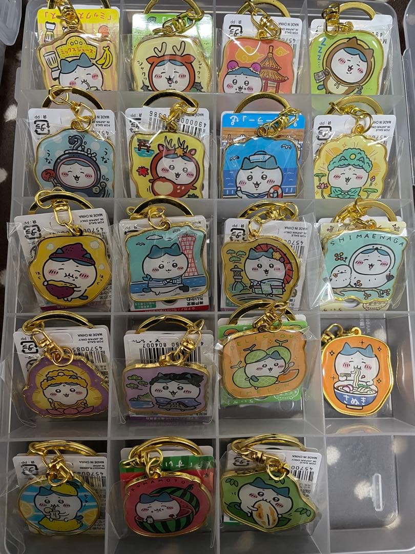 【まとめ売りのみ】ちいかわ　ご当地キーホルダー　59個セット(ハチワレ)