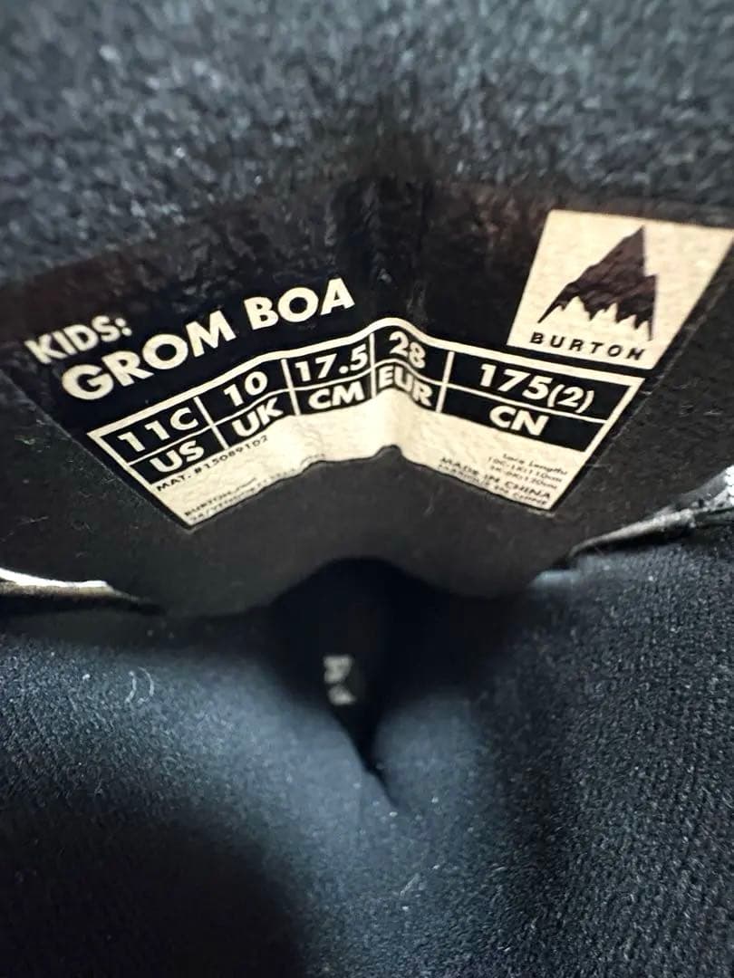 美品！BURTON BOA 子ども用スノーボードブーツ　17.5 18.5センチ