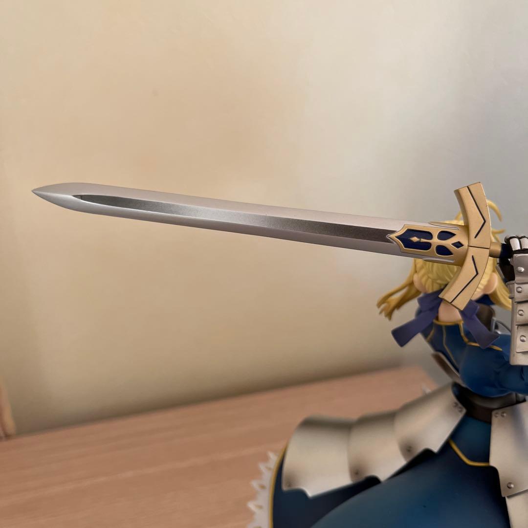 セイバー 〜約束された勝利の剣　Fate/stay night フィギュア