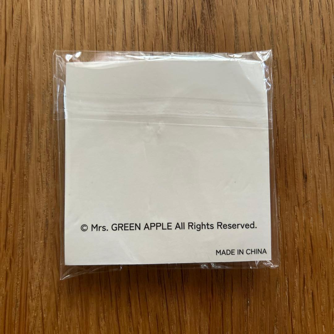 Mrs. GREEN APPLE オリジナルカラビナ