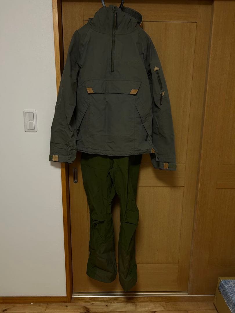 パーマネントユニオン　コルセア　上下セット