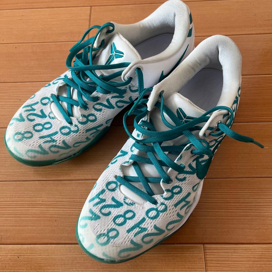 Kobe 8 ホワイト/ターコイズ シューズ(箱無し)